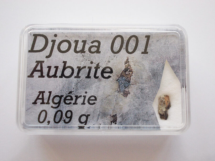 Djoua 001 #10 Aubrite - 0,09 g