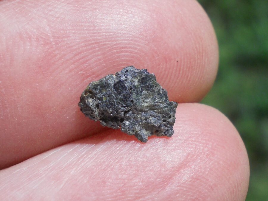 Plateau du Tademait 008 Mars Shergottite (olivine-phyric basalt) #2 - 0,2 g