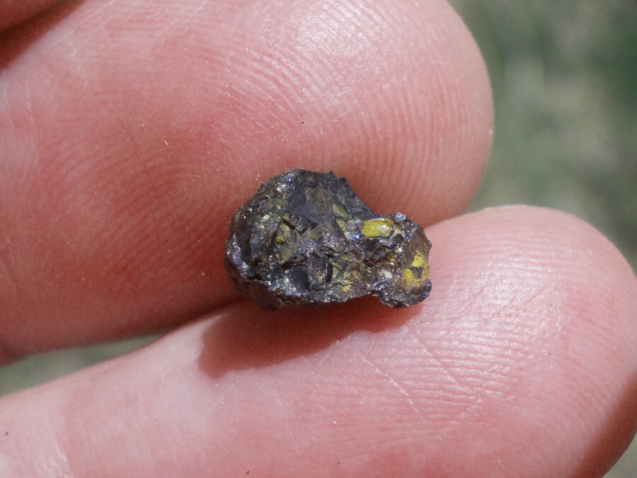 Oued Chebeika 003 Pallasite #13 - 0,4 g