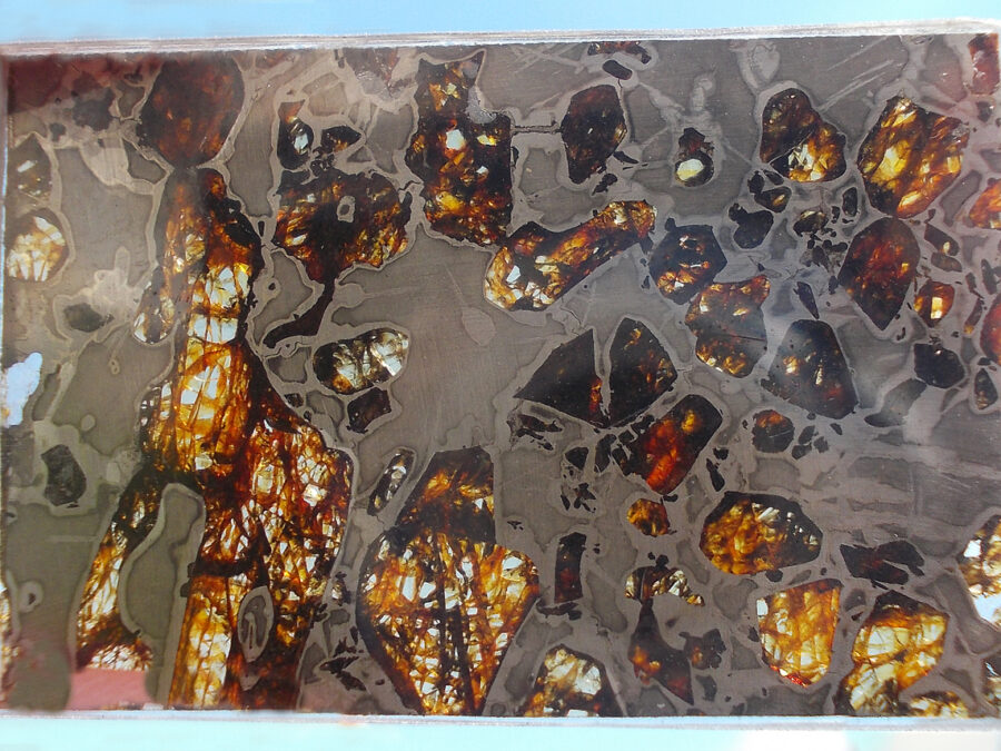 Gyarub Zangbo 001 Pallasite #4 -  4 g